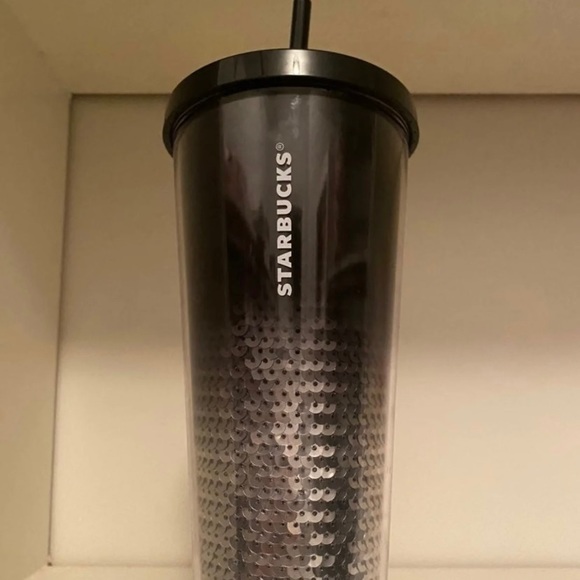 2018 Holiday silver sequin Starbucks tumbler - Picture 1 of 3